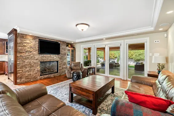 Just Listed // 4155 Coventry Way