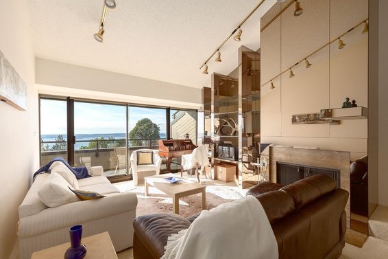 Subscribe to our North + West Van MLS® Listings Spotlight