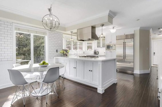 Trend // Tiled kitchen walls