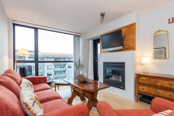 Spotlight: Condo of the Week