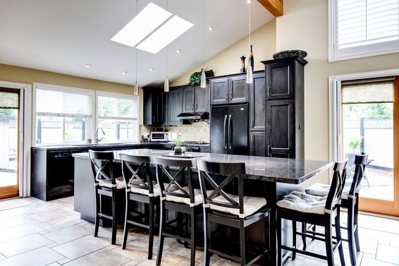 Just Listed // 2400 Weymouth Place