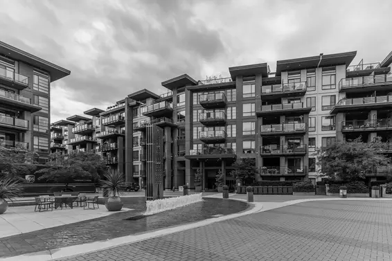 Sold // 421 723 W 3rd Street