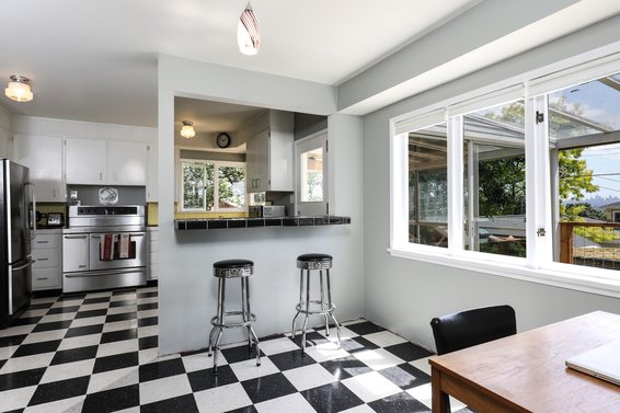 Sneak Peek / 809 East 5th Street