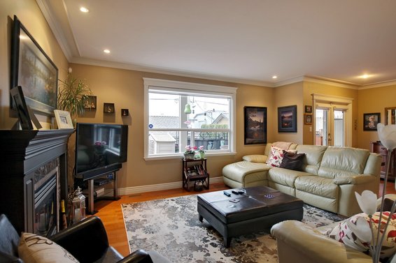 New Listing | 267 East 10th Street | Central Lonsdale