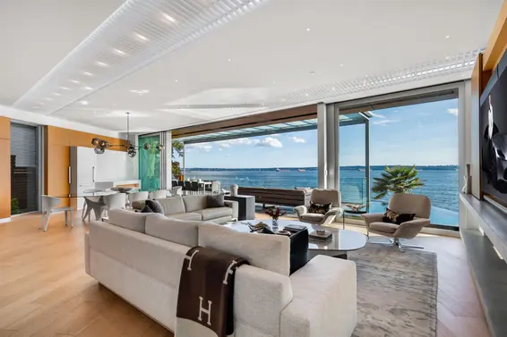 Subscribe to our North + West Van MLS® Listings Spotlight