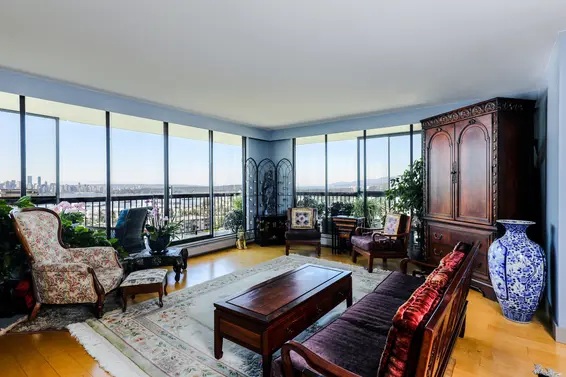 Just Listed // 1203-114 West Keith Road