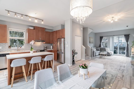 Just Listed // 752 Orwell Street