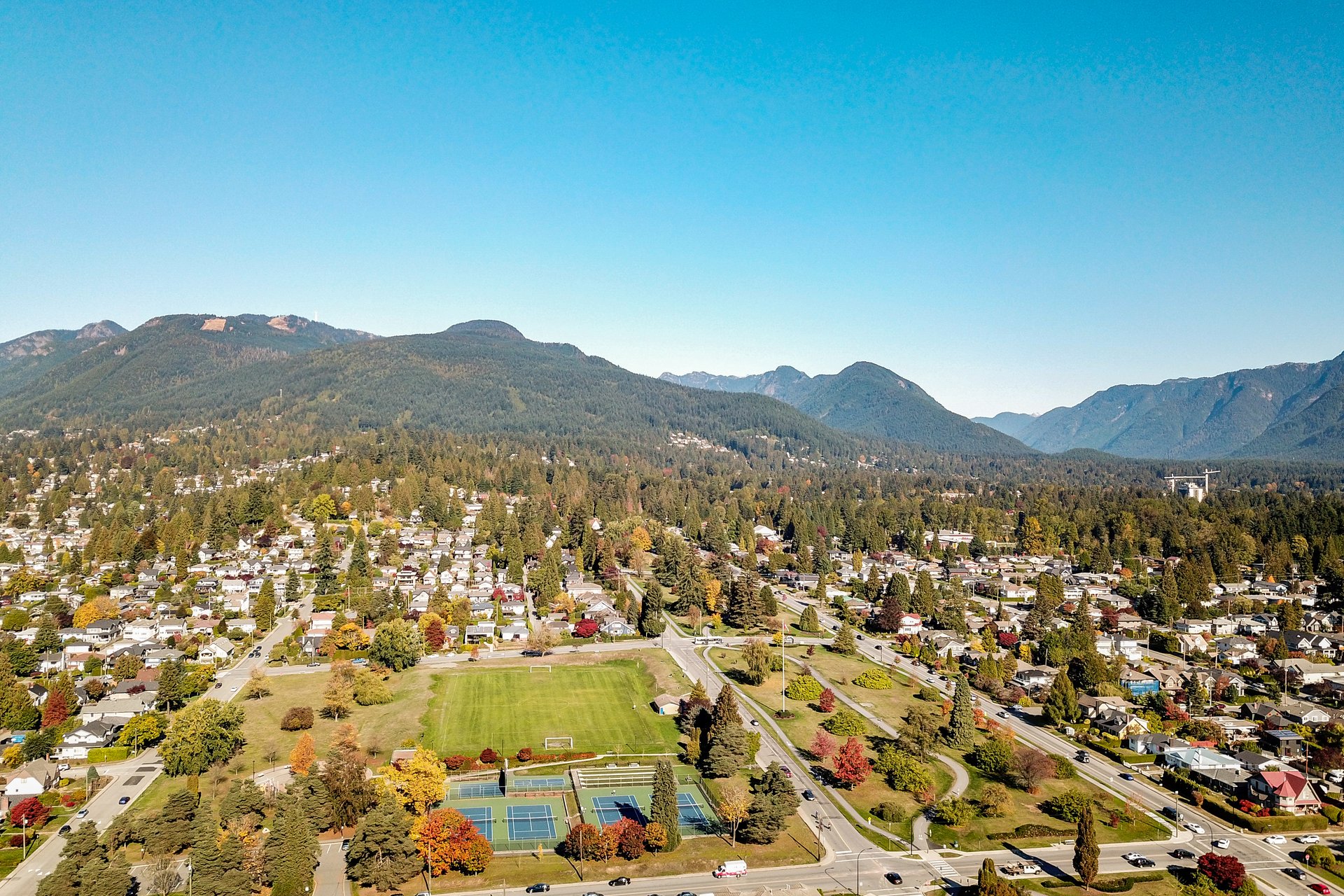 Spotlight Grand Boulevard, North Vancouver Pics