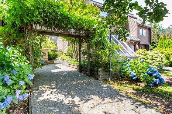 Just Listed // 3309 Mountain Highway