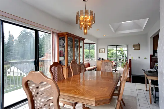 New Listing | 300 West Balmoral Road | Upper Lonsdale