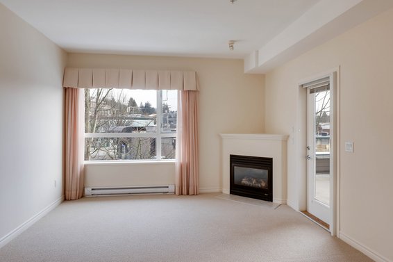 Just Listed // 203-3151 Connaught Crescent
