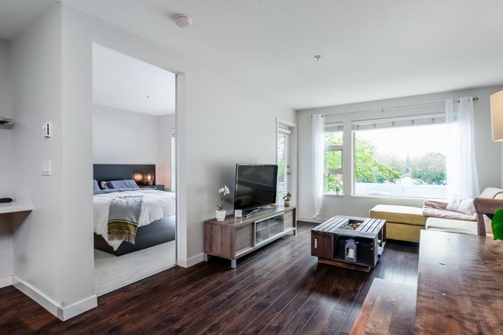 Just Listed // 310 1677 Lloyd Avenue