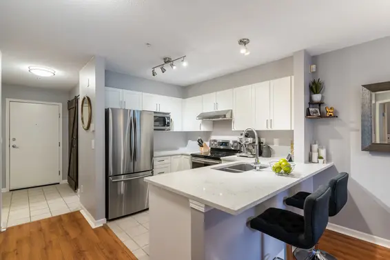 Just Listed // 212 147 E 1st Street