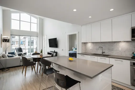 Sold // 505 2632 Library Lane