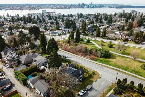 Just Listed // 768 Grand Boulevard