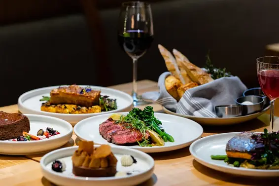 Dine Out in the Shipyards District