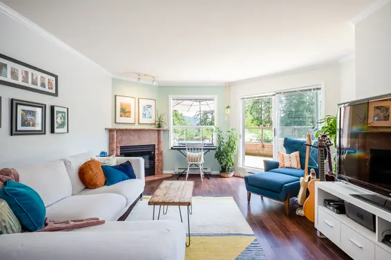 Just Listed // 506-1500 Ostler Court