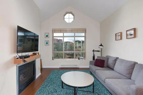 Sold // 508-150 W 22nd Street