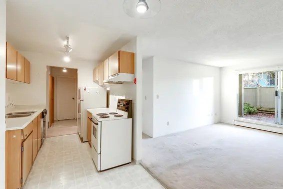 Just Listed // 109 809 W 16th Street