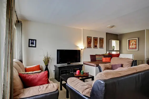New Listing | 350-352 East 5th Street | Lower Lonsdale