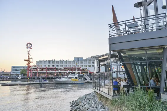 Spotlight | Lower Lonsdale