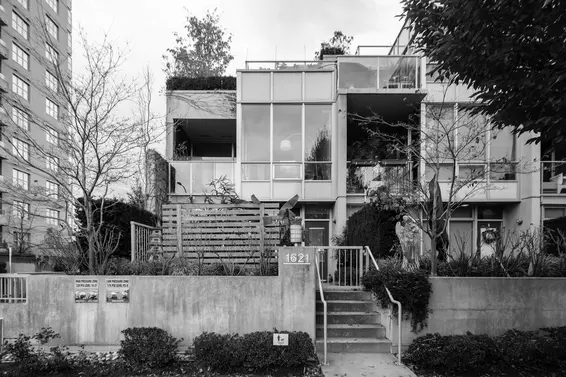 Sold // 1621 Eastern Avenue