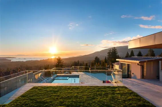 Top 10 North Vancouver Sales of 2018