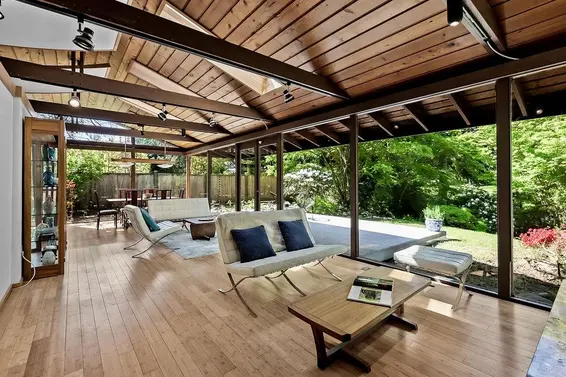Subscribe to our North + West Van MLS® Listings Spotlight