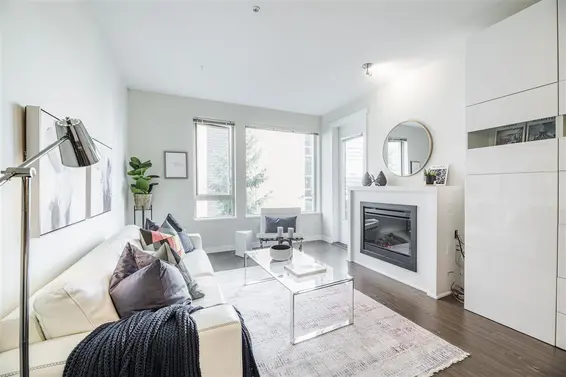 Sold // 318 119 W 22nd Street