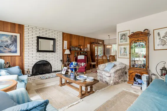 Just Listed // 1265 Emerson Way