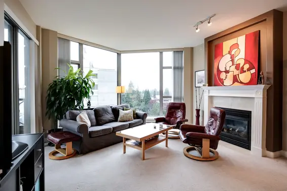 New Listing | 803-160 East 13th Street | Central Lonsdale
