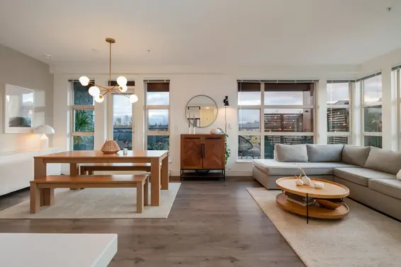 Just Listed // 202 3602 Aldercrest Drive