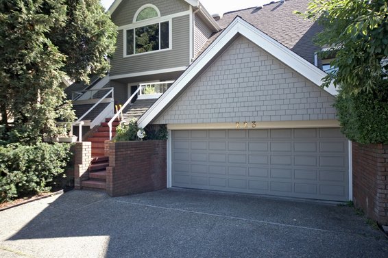 Just Listed // 202-223 East Keith Road