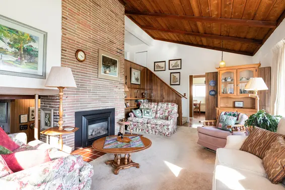 Sold // 502 E 18th Street