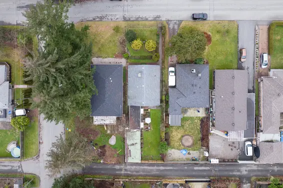 Just Listed // 457 W 24th Street