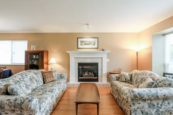 Just Listed // 453 East 16th Street