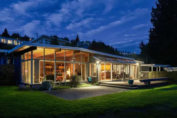 Mid-Century Modern View House