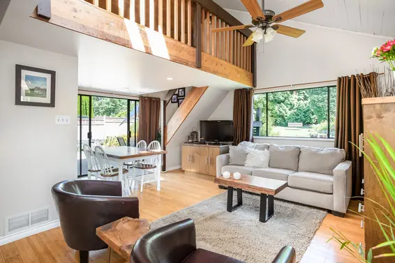 Just Listed // 524 E Keith Road