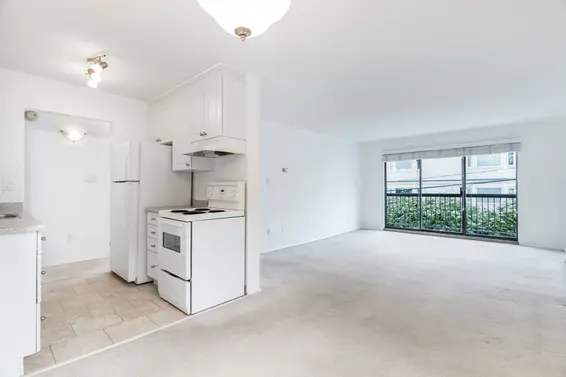 Just Listed // 335 340 W 3rd Street