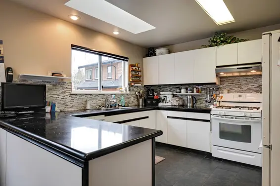 New Listing | 420 East 15th Street | Central Lonsdale