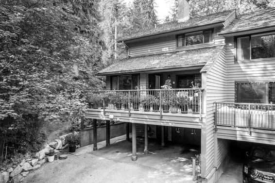 Sold // 830 Hendecourt Road
