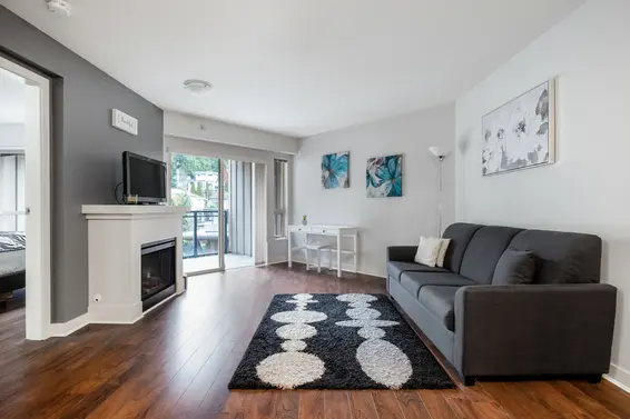 Just Listed // 423-1633 Mackay Ave