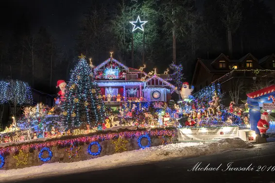 Christmas Lights For Charity | 4967 Chalet Place