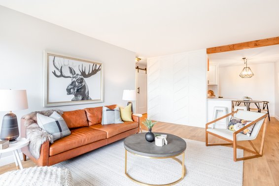 Sold // 208-341 West 3rd Street