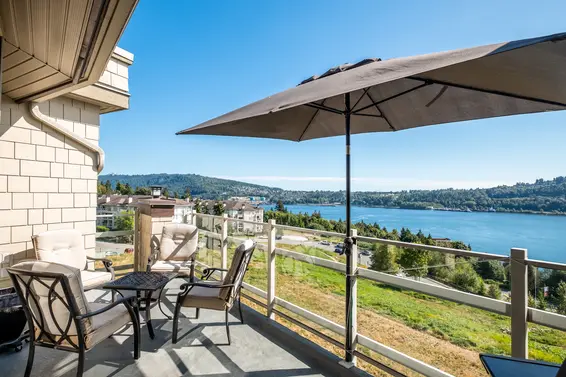 Sold // 405-530 Raven Woods Drive