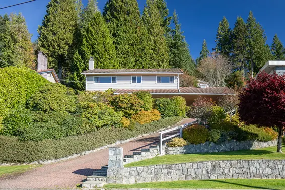Sold // 368 Newdale Court