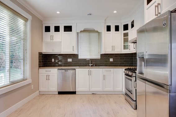 New Listing | 3500 Carnarvon Avenue | Upper Lonsdale