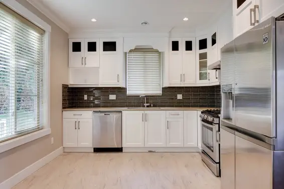 New Listing | 3500 Carnarvon Avenue | Upper Lonsdale
