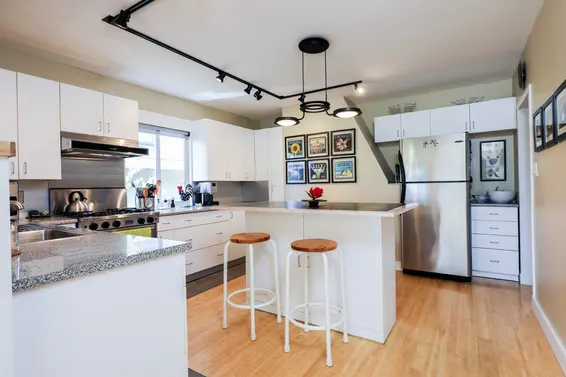 Just Listed / 317 East 20th Street Central Lonsdale