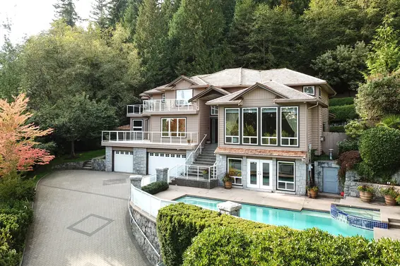 Sold /// 998 Dempsey Road